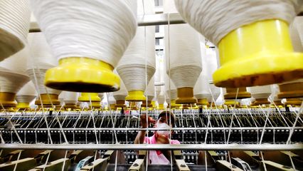 紡織企業(yè)開足馬力促生產(chǎn)，針紡織品市場活力涌動(dòng)